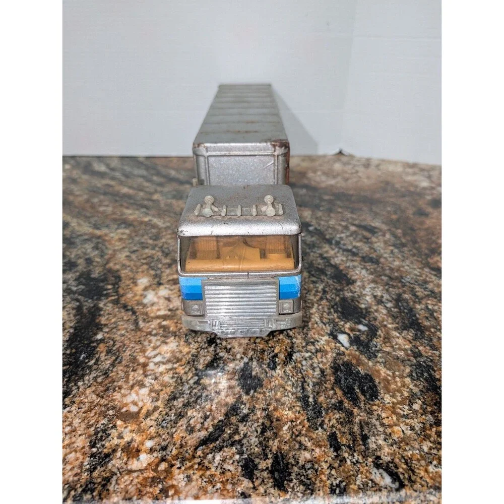 Vtg 1980s Ertl Smokey and the Bandit II Chase Set Semi Truck 19